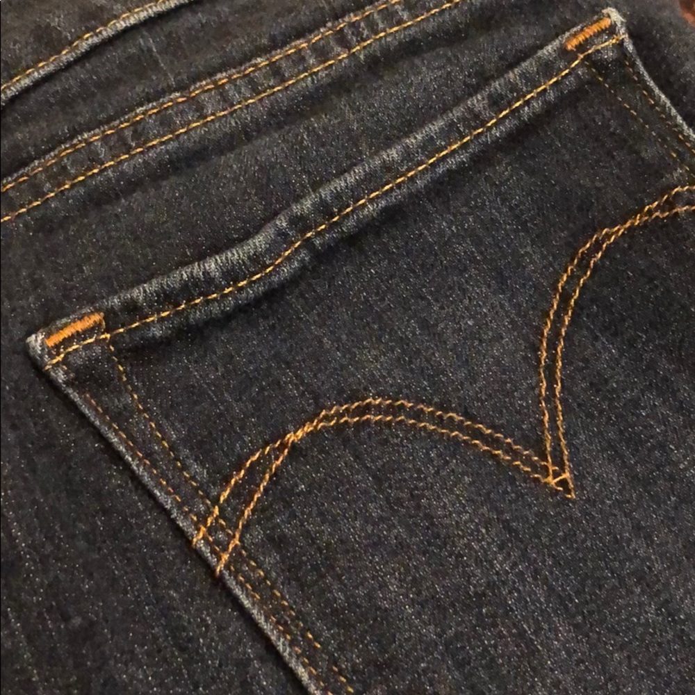 Levi’s 27 Slight Curve Jeans